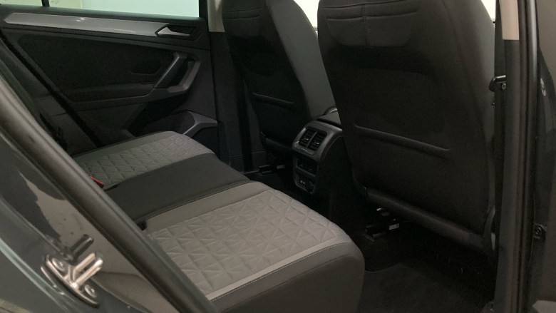 Volkswagen Tiguan 1.5 TSI 150 Life 5dr DSG Petrol Estate